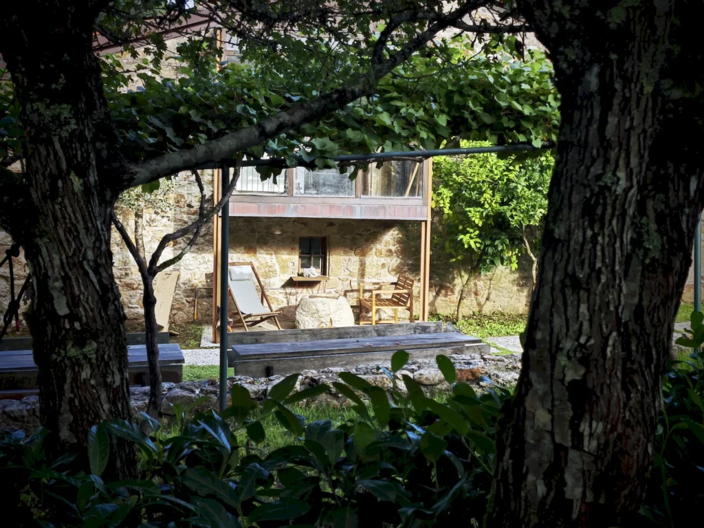 jardin-descanso-casa-o-cruceiro-de-aguiar-01